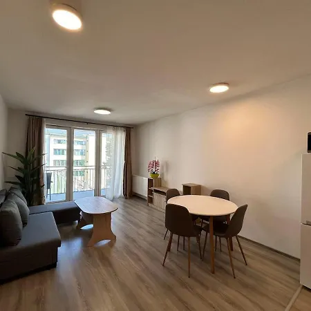 Modern With Garage Апартаменты *