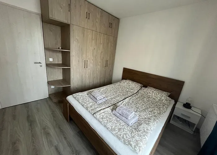 Modern With Garage * 부다페스트