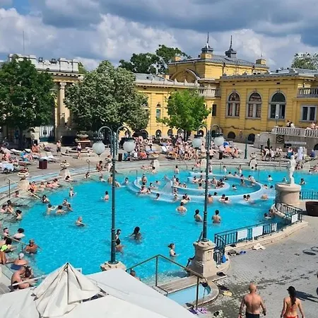 アパート Modern With Garage